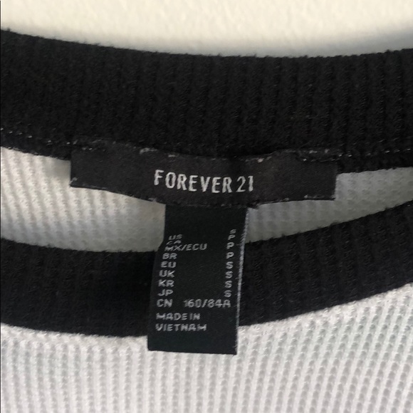 Top - Picture 2 of 2